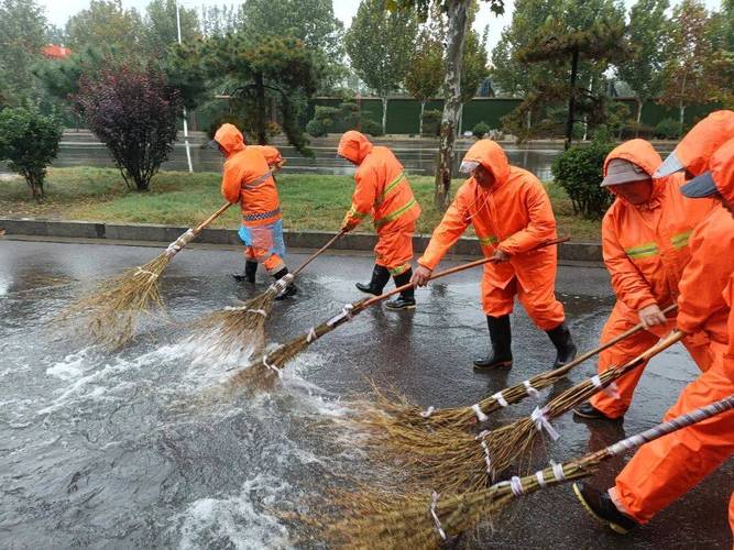 市容环境卫生行政主管部门是哪个具体部门?城市规划行政主管部门是哪个... 市容环境卫生行政主管部门是哪个具体部门?城市规划行政主管部门是哪个...